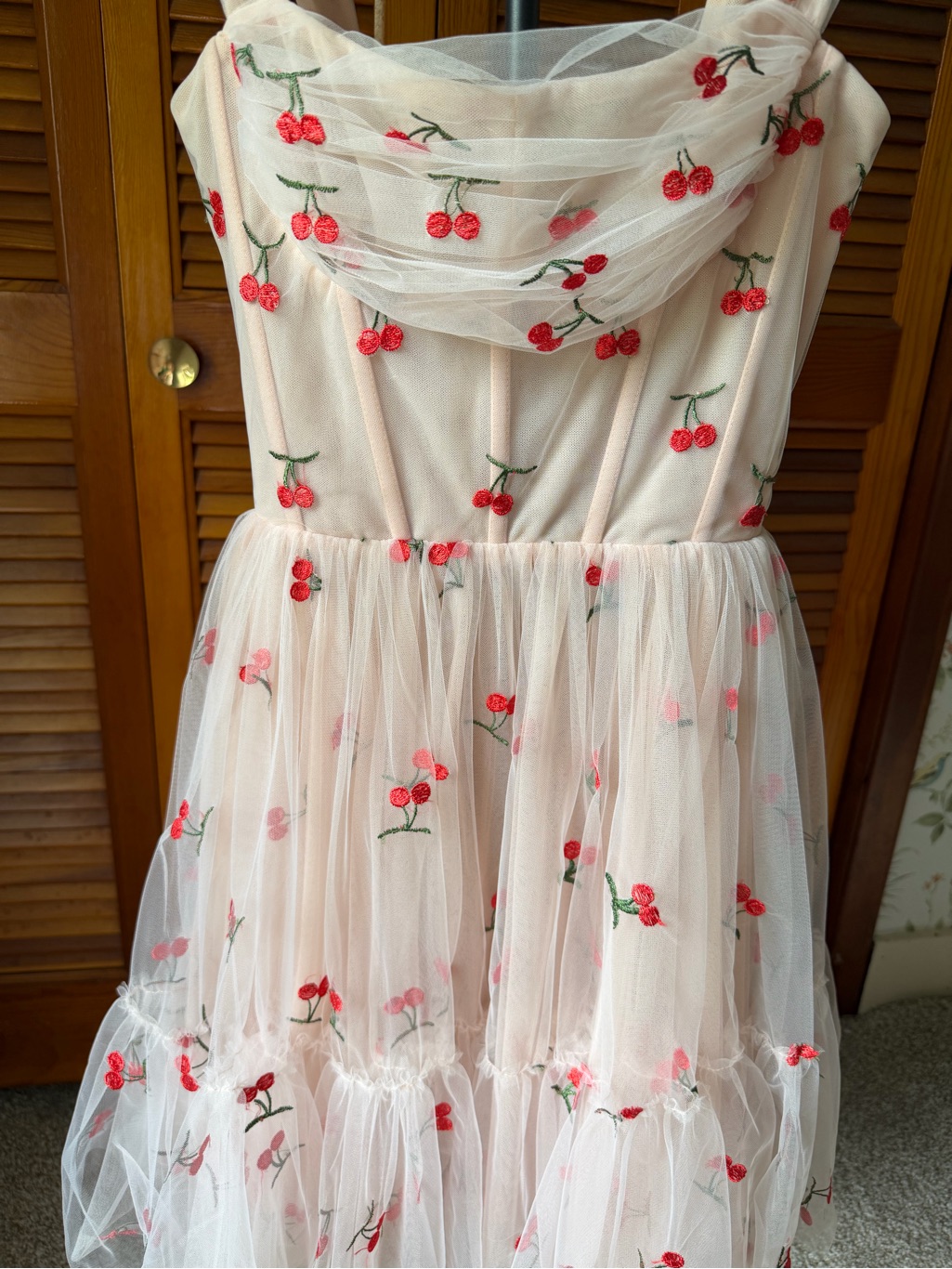 Nwot Teuta Matoshi Pink Cherry Appliqu Tulle Dress Sz 10 — image 2 of 7